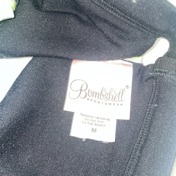 Bombshell Bra 💣 - Picture 4 of 6